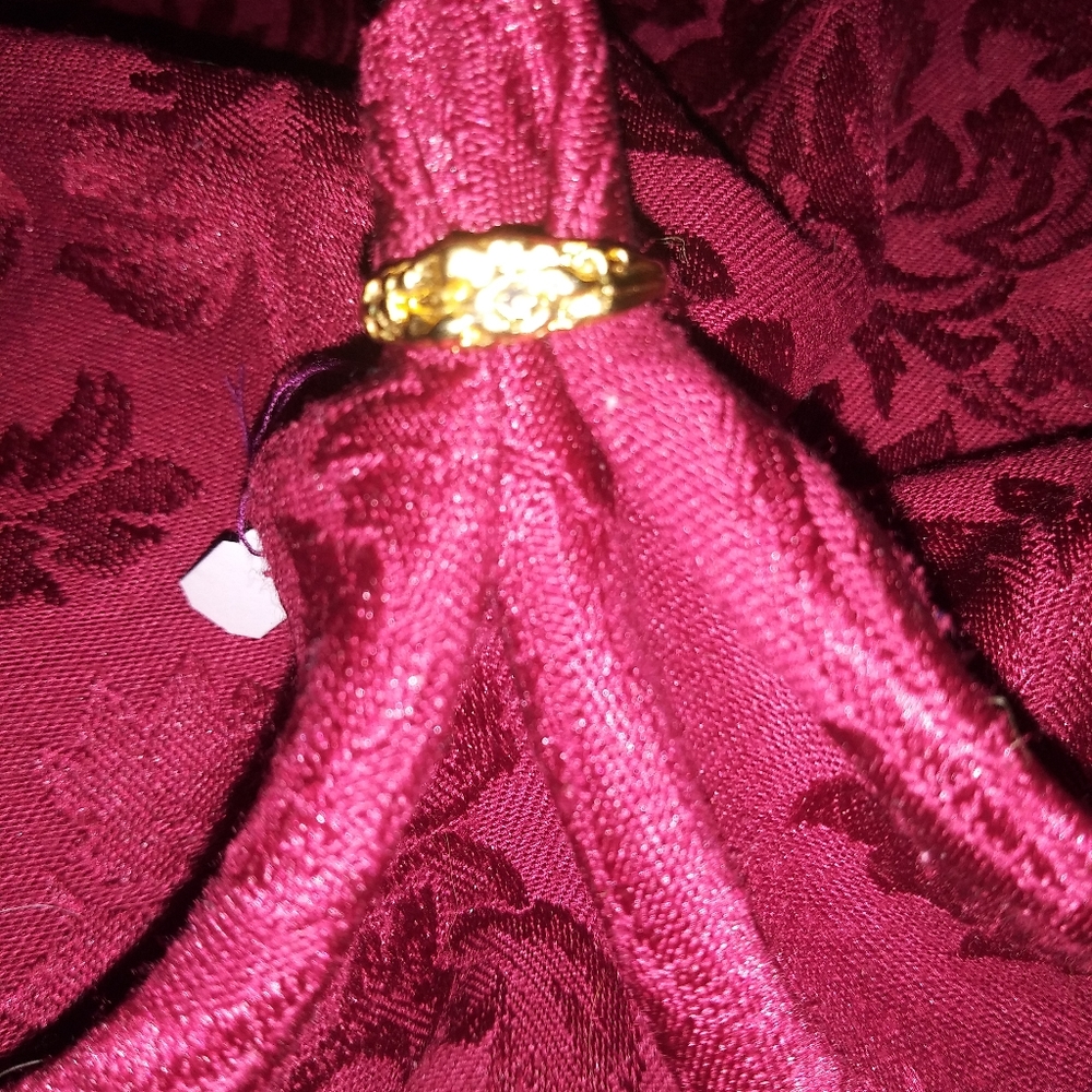 Beautiful Gold nugget ring